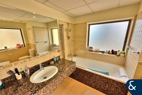 Διαμέρισμα σε Jumeirah Beach Residence, Dubai, ΗΑΕ 2 υπνοδωμάτια, 135 τ.μ. Αρ. 685093 - φωτογραφία 14