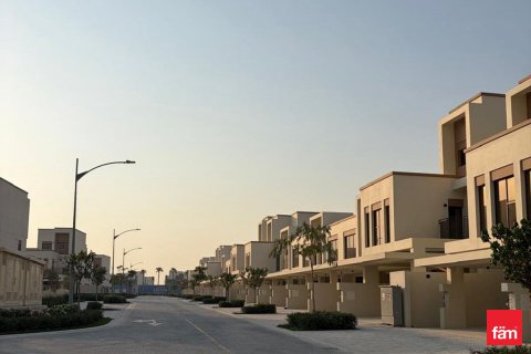 Dubai, UAE의 판매용 타운하우스 침실 4개, 144.7제곱미터 번호 722345 - 사진 10