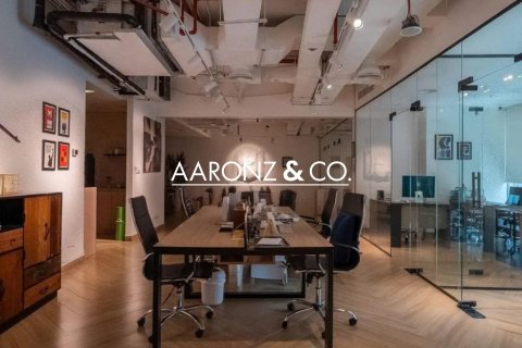 Oficina en venta en Business Bay, Dubai, EAU 141.8 m2 № 640224 - foto 4