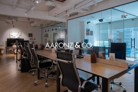 Oficina en venta en Business Bay, Dubai, EAU 141.8 m2 № 640224 - foto 2