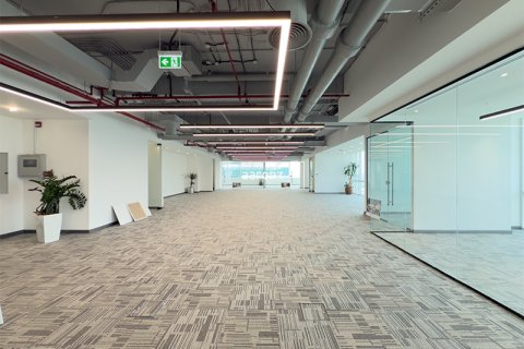Sheikh Zayed Road, Dubai, UAE의 임대용 사무실 360.9제곱미터 번호 640227 - 사진 3