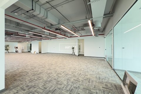 Sheikh Zayed Road, Dubai, UAE의 임대용 사무실 360.9제곱미터 번호 640227 - 사진 11