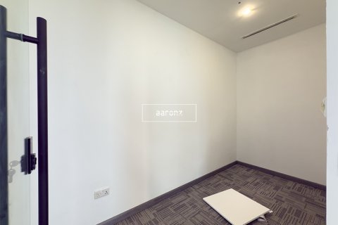 Sheikh Zayed Road, Dubai, UAE의 임대용 사무실 360.9제곱미터 번호 640227 - 사진 4