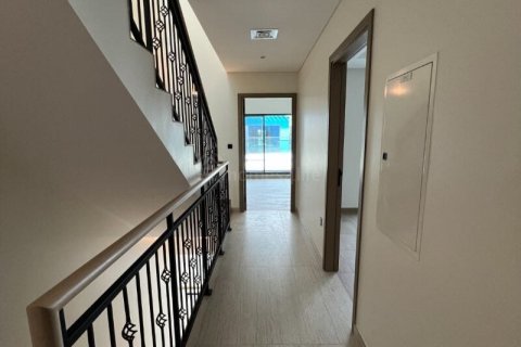 Casa urbana para venda em Damac Lagoons, Dubai, EAU 5 quartos, 144 m2 № 679469 - foto 15