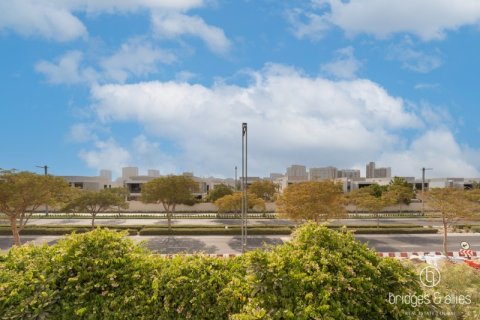 Villa in Dubai Hills Estate, UAE 4 bedrooms, 200 sq.m. № 687868 - photo 2