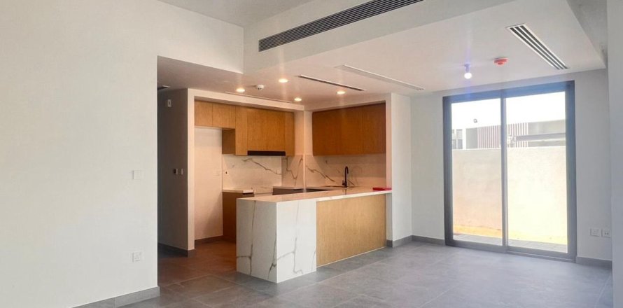 Kaupunkipientalo Dubai, Arabiemiraatit 4 makuuhuonetta, 245.6 m2 № 634850