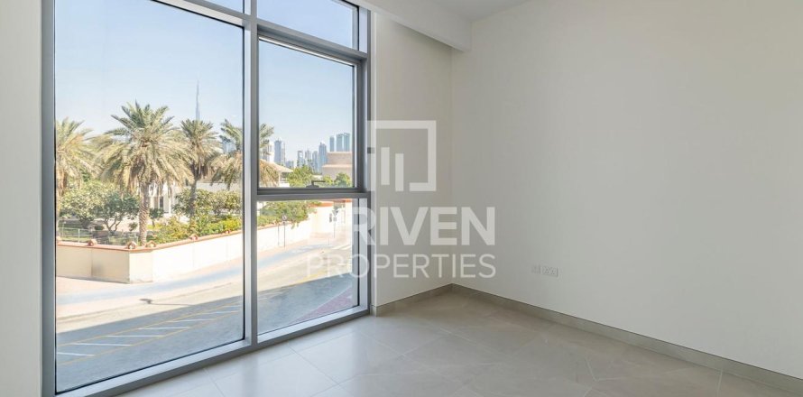 Apartament în Al Wasl, Dubai, EAU 2 dormitoare, 133 mp.  №654346