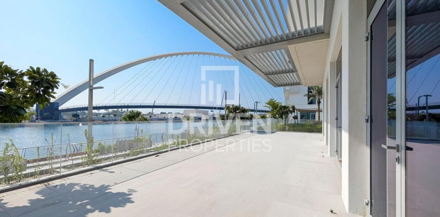 Byt v Al Wasl, Dubai, SAE 3 ložnice, 290 m² Č.: 654347