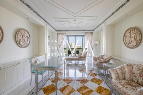 Apartemen di Bur Dubai, UEA 4 kamar tidur, 466 m2 nomor 637693 - foto 17
