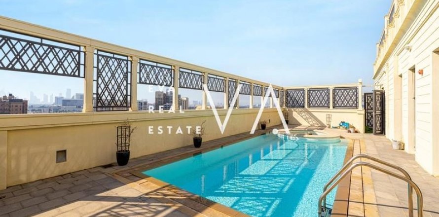Apartment in Bur Dubai, UAE 2 bedrooms, 345.63 sq.m. № 637697