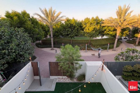 Adosado en alquiler en Dubai, EAU 3 dormitorios, 141.7 m2 № 722076 - foto 15
