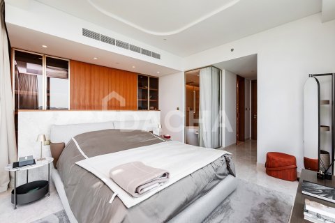 Apartment in Palm Jumeirah, Dubai, UAE 3 bedrooms, 177 sq.m. № 706488 - photo 17