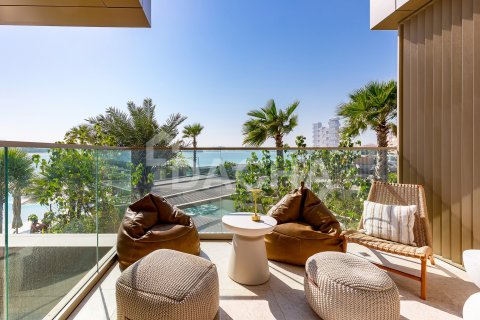 Apartment in Palm Jumeirah, Dubai, UAE 3 bedrooms, 177 sq.m. № 706488 - photo 3