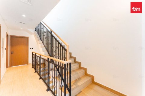 Rijtjeshuis te huur in Dubai, VAE 5 slaapkamers, 258 vr.m., nr 763058 - foto 27
