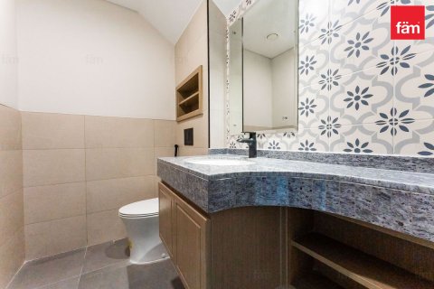 Rijtjeshuis te huur in Dubai, VAE 5 slaapkamers, 258 vr.m., nr 763058 - foto 18