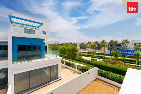 Rijtjeshuis te huur in Dubai, VAE 5 slaapkamers, 258 vr.m., nr 763058 - foto 17