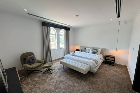 Вилла Jumeirah Park, Дубай, БАӘ-да 4 жатын бөлмелер, 471.01 м² № 751089 - фото 14