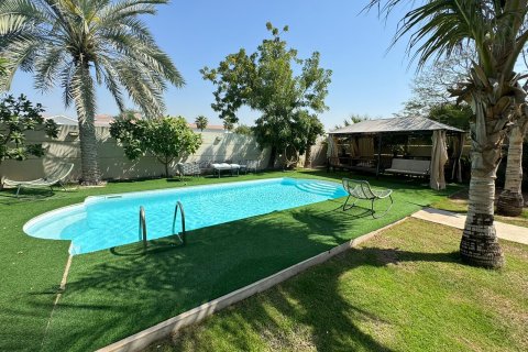 Вилла Jumeirah Park, Дубай, БАӘ-да 4 жатын бөлмелер, 471.01 м² № 751089 - фото 13