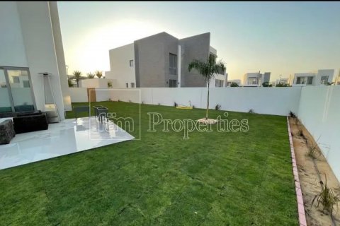 Müüa villa asukohaga Dubai, AÜE: 4 magamistoaga, 546.9 m² Nr 640457 - pilt 11