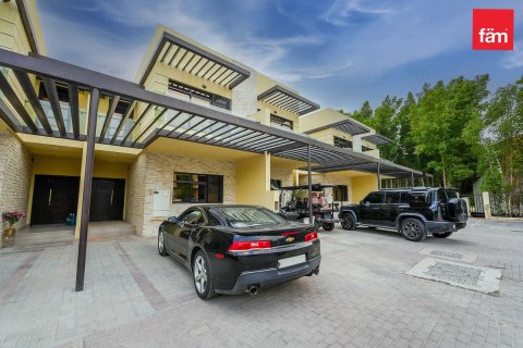 Stadthaus zur Miete in Dubai, VAE 4 Schlafzimmer, 217.4 m2 Nr. 640454 - Foto 1