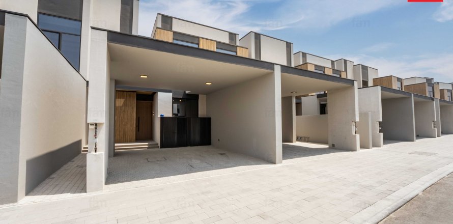 Řadový dům v Dubai, SAE 3 ložnice, 206 m² Č.: 633730