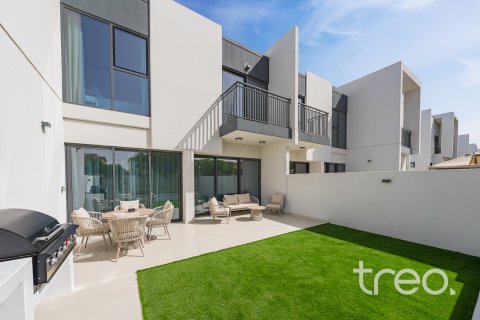 Adosado en Dubai, EAU 3 dormitorios, 181.25 m² № 739257
