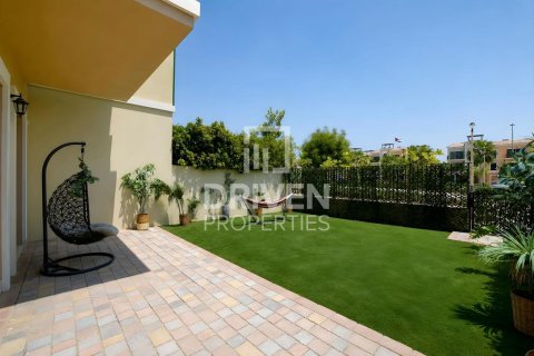 Townhouse in Jumeirah, Dubai, UAE 4 bedrooms, 263.19 sq.m. № 759084 - photo 25