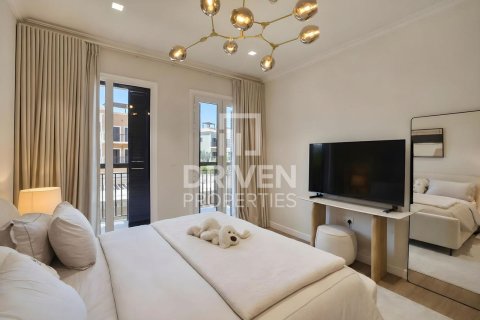 Townhouse in Jumeirah, Dubai, UAE 4 bedrooms, 263.19 sq.m. № 759084 - photo 7