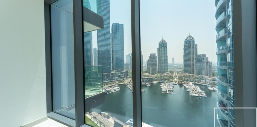 Apartment in Dubai Marina, UAE 1 bedroom, 69 sq.m. № 647432