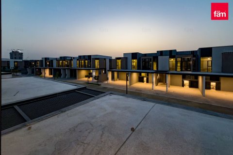 Shtëpi në qytet në Dubai, Emiratet e Bashkuara Arabe 3 dhoma gjumi, 168 m2. № 714374 - Foto 20