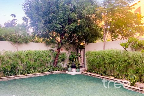 Városi lakóépület itt: Reem, Dubai, EAE, 3 hálószoba, 288.84 m², azonosító: 733670 - fénykép 13