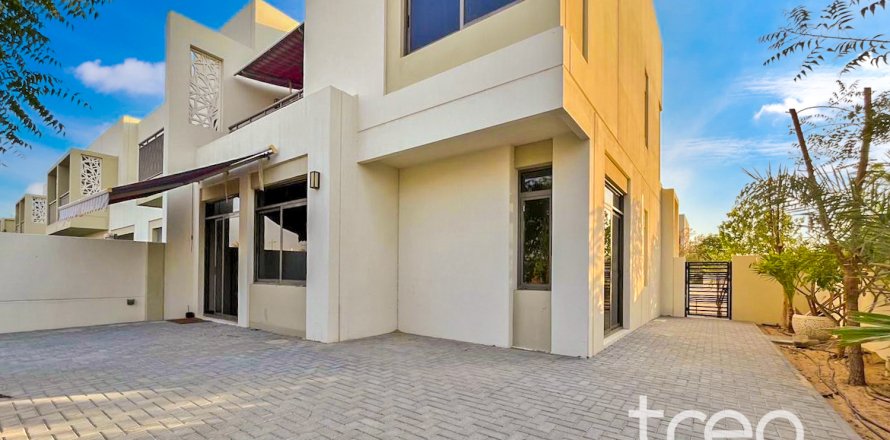 Townhouse în Town Square, Dubai, EAU 4 dormitoare, 219.9 mp.  №733672