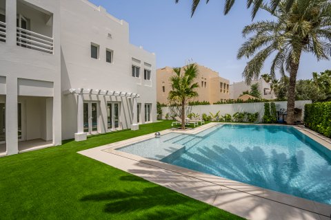 וילה למכירה ב Meadows, Dubai, איחוד האמירויות  4 חדרי שינה, 667.69 מ"ר, מספר 749450 - תמונה 24