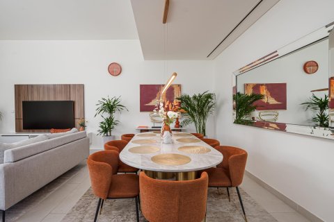 Снять в аренду таунхаус в Al Furjan, Дубай, ОАЭ 4 спальни, 326.34м2, № 764229 - фото 2