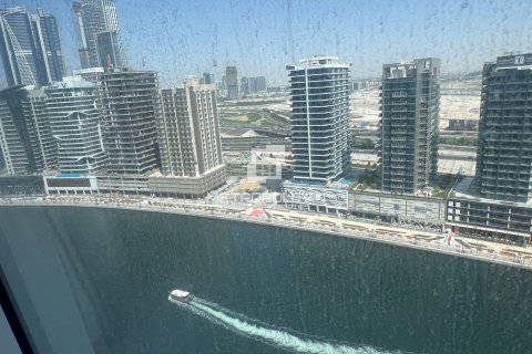 Зняти в оренду квартиру в Бизнес-Бэй, Дубай, ОАЕ 1 спальня, 61м2, № 664495 - фото 17