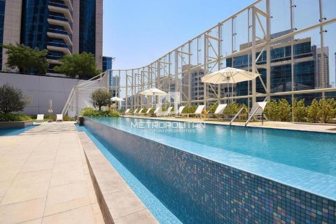 Зняти в оренду квартиру в Бизнес-Бэй, Дубай, ОАЕ 1 спальня, 61м2, № 664495 - фото 12