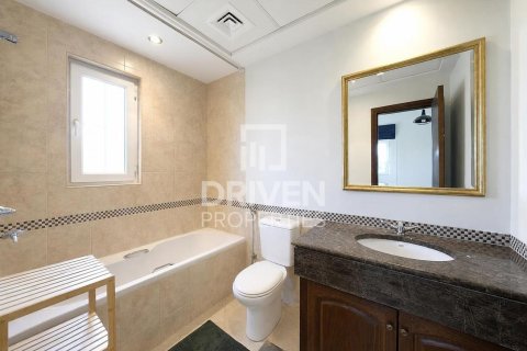 Зняти в оренду віллу в Арабиан Ранчес, Дубай, ОАЕ 5 спалень, 819.03м2, № 746640 - фото 23