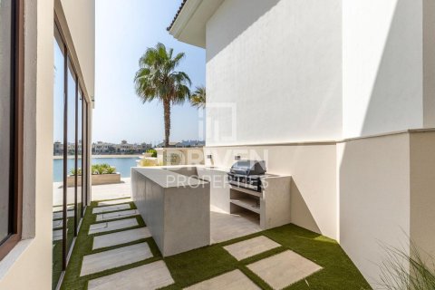 Villa till försäljning i Palm Jumeirah, Dubai, UAE 5 sovrum, 682 kvm Nr. 653535 - fotografi 27