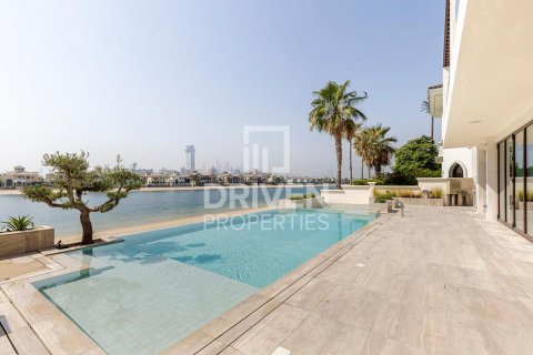 Villa till försäljning i Palm Jumeirah, Dubai, UAE 5 sovrum, 682 kvm Nr. 653535 - fotografi 8