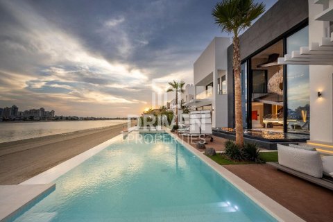 Villa en venta en Palm Jumeirah, Dubai, EAU 5 dormitorios, 1001 m2 № 653933 - foto 9