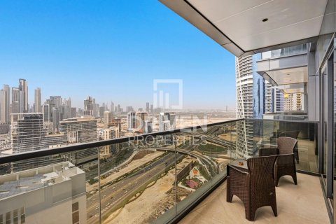 Lägenhet till försäljning i Business Bay, Dubai, UAE 1 sovrum, 77.02 kvm Nr. 743408 - fotografi 11
