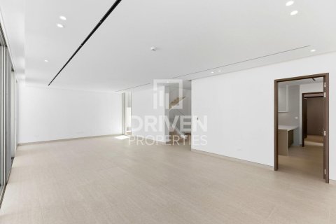 فيلا للبيع في Jumeirah Park، دبي، الإمارات العربية المتحدة 5 غرفة نوم ، 373.93 متر مربع ، رقم 743407 - صورة 1