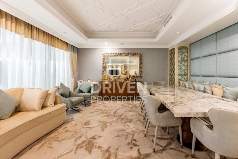 Villa til salg i Dubai, UAE 5 soveværelser, 425.5 kvm № 743411 - foto 5