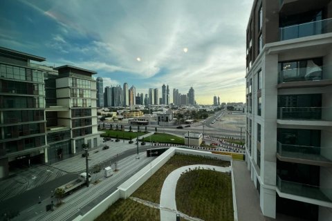 Appartement te huur in City Walk, Dubai, VAE 2 slaapkamers, 98 vr.m., nr 687177 - foto 7
