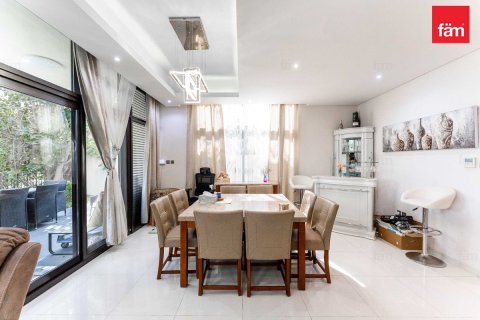 Villa zur Miete in Dubai, VAE 6 Schlafzimmer, 362.1 m2 Nr. 687494 - Foto 15