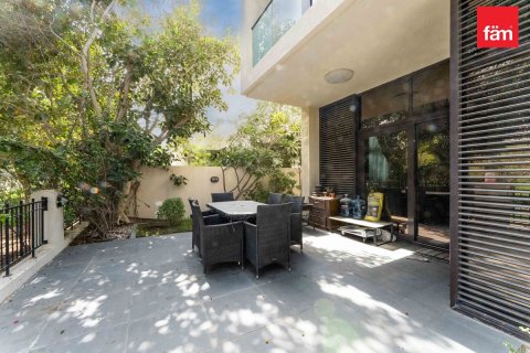 Villa zur Miete in Dubai, VAE 6 Schlafzimmer, 362.1 m2 Nr. 687494 - Foto 28