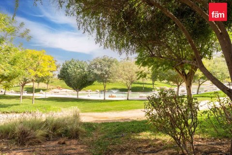 Villa zur Miete in Dubai, VAE 6 Schlafzimmer, 362.1 m2 Nr. 687494 - Foto 26