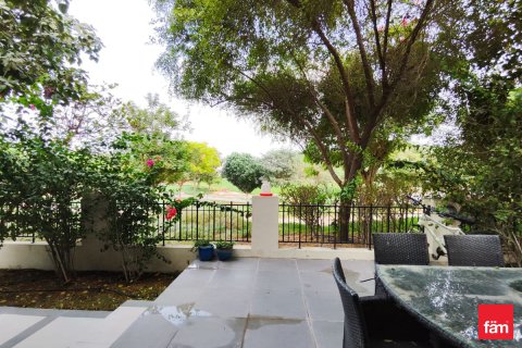 Üürile anda villa asukohaga Dubai, AÜE: 6 magamistoaga, 362.1 m² Nr 687494 - pilt 2