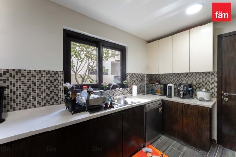 Villa zur Miete in Dubai, VAE 6 Schlafzimmer, 362.1 m2 Nr. 687494 - Foto 20