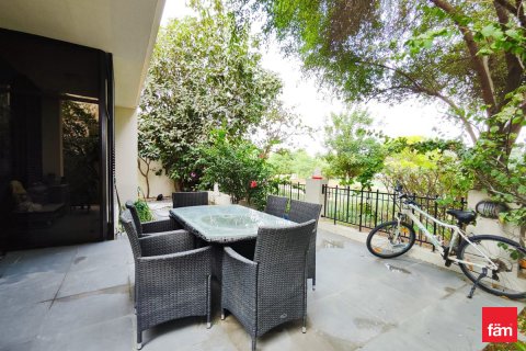 Üürile anda villa asukohaga Dubai, AÜE: 6 magamistoaga, 362.1 m² Nr 687494 - pilt 16